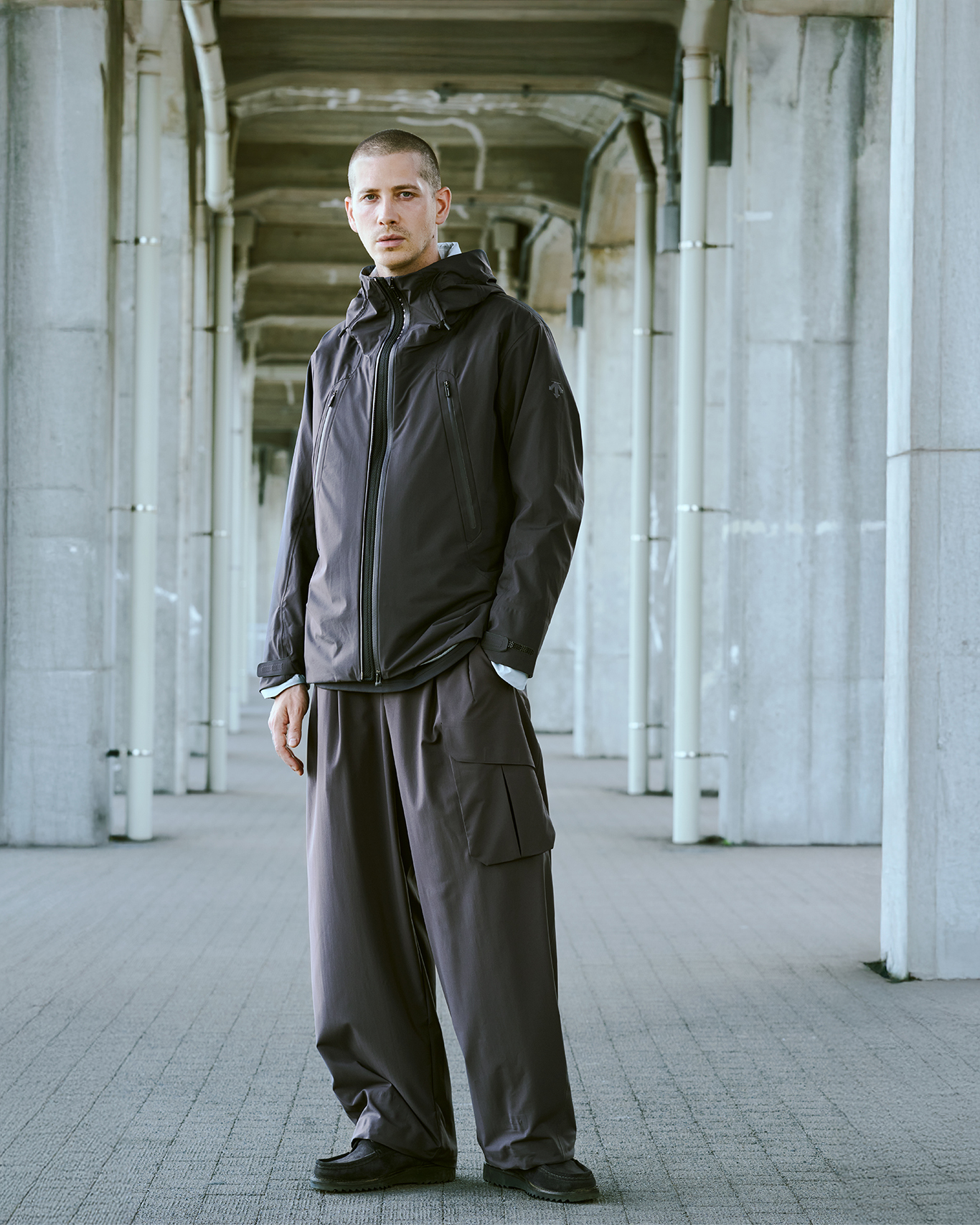 デサント ハードシェルジャケット 