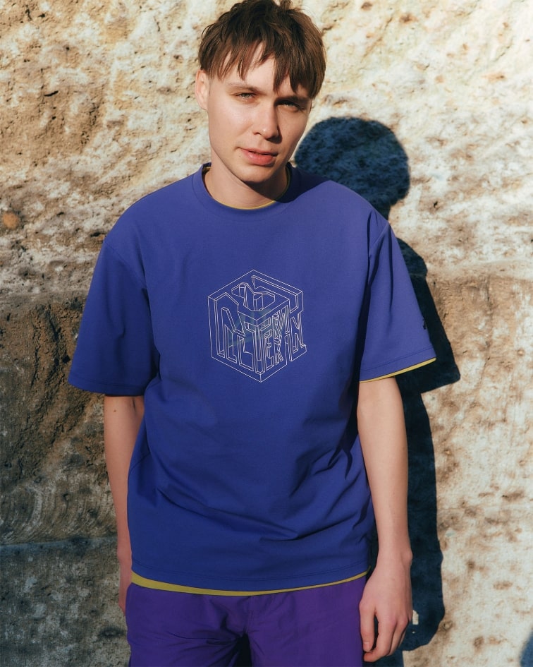 デサント グラフィックTシャツ シャツ半袖