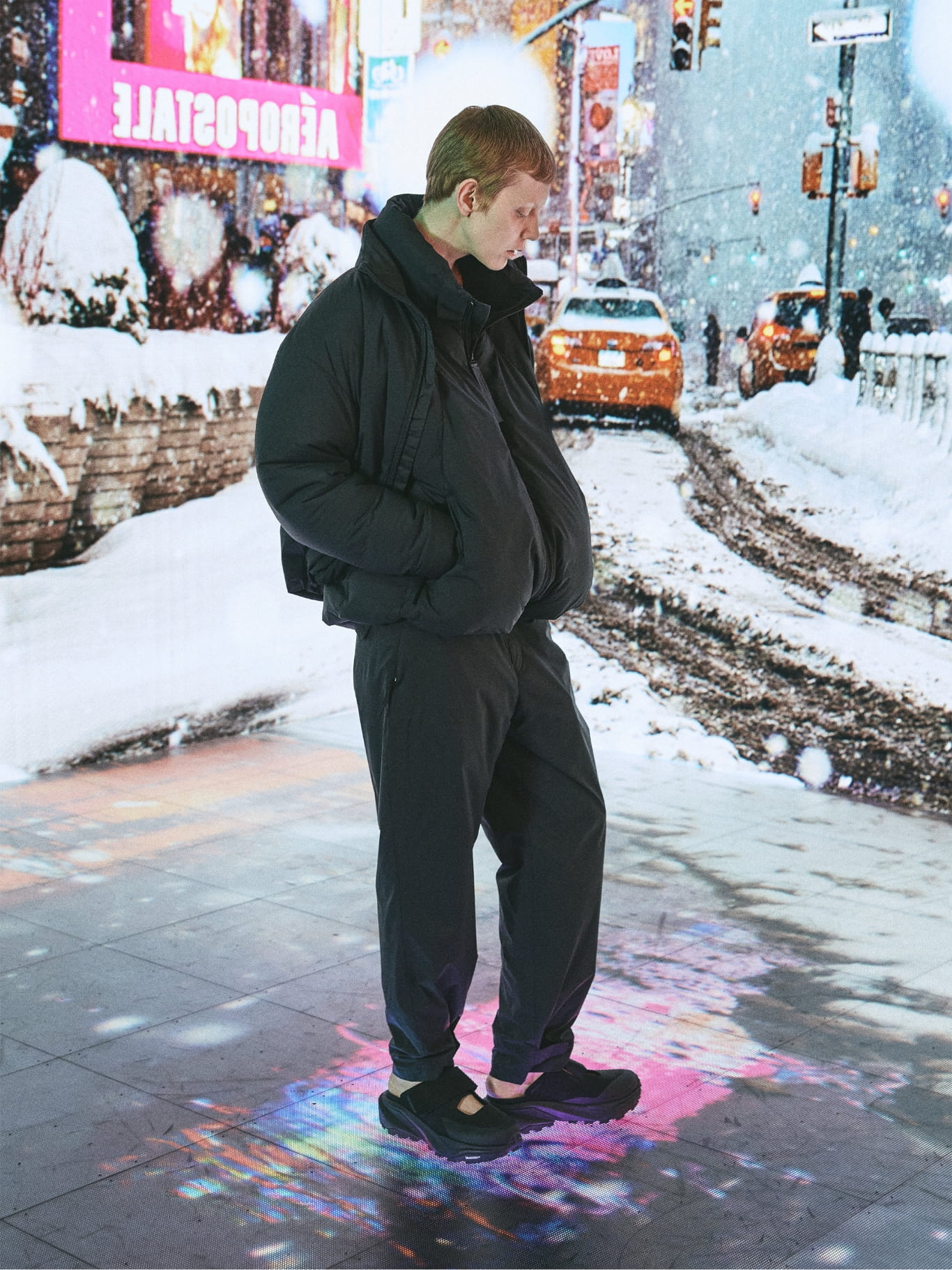 DESCENTE × N.HOOLYWOOD COMPILE INSULATED JACKETを着用した全身スタイリング