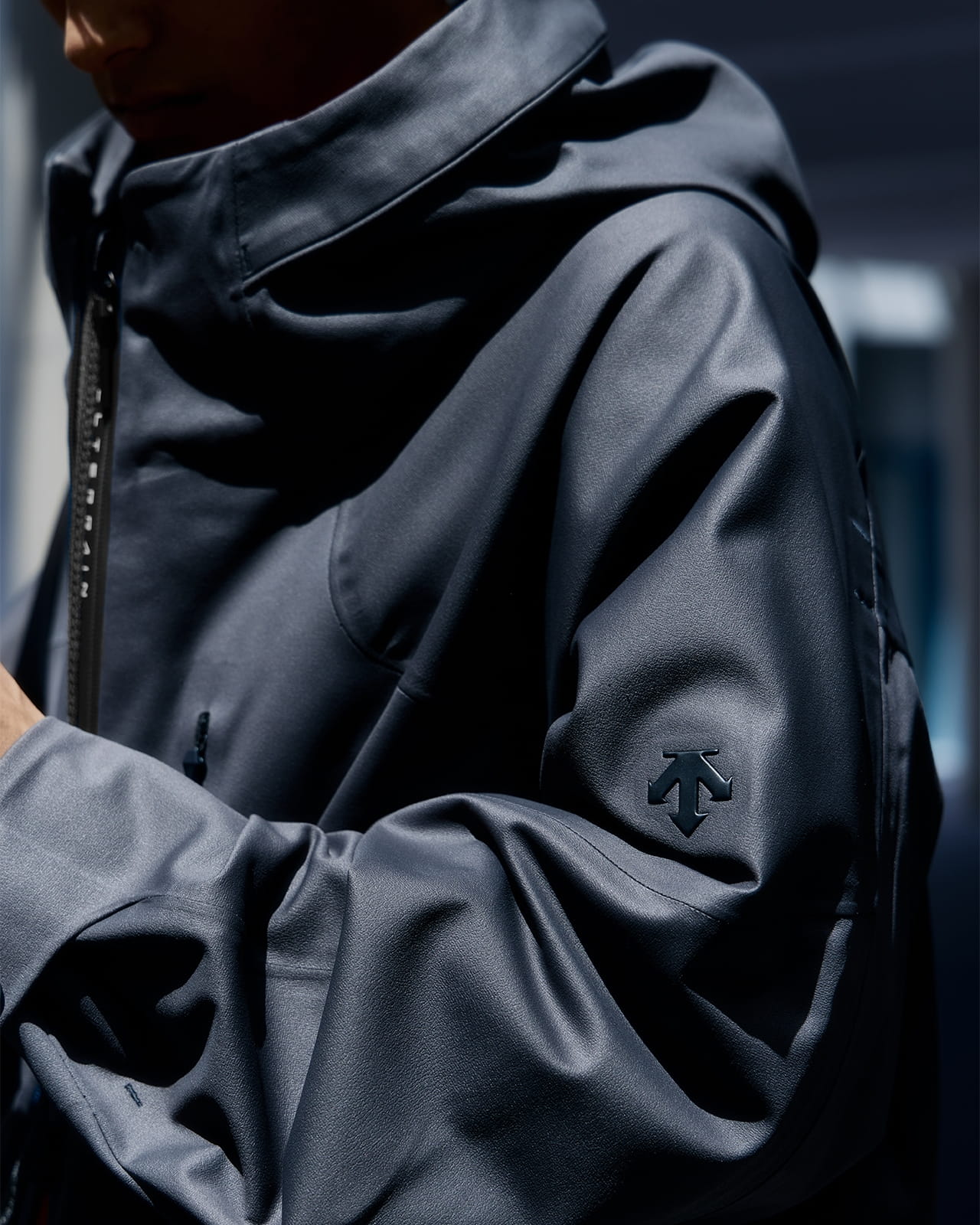 VEGAN LEATHER HARD SHELL JACKET